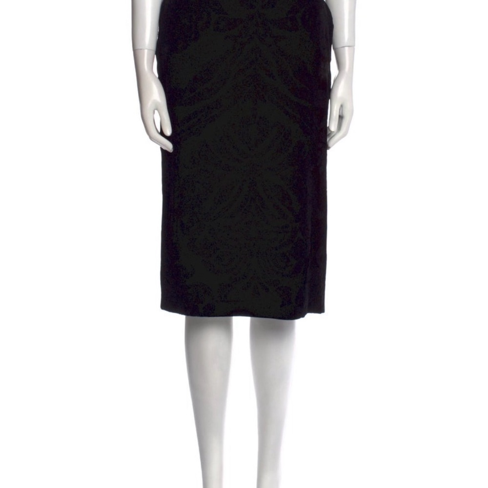 Gianfranco Ferre Black Velvet Knee-Length Skirt